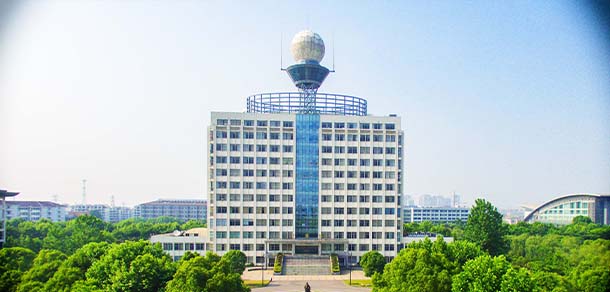南京信息工程大学 - 最美院校