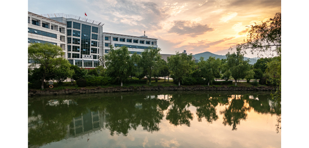 苏州职业技术大学 - 最美大学