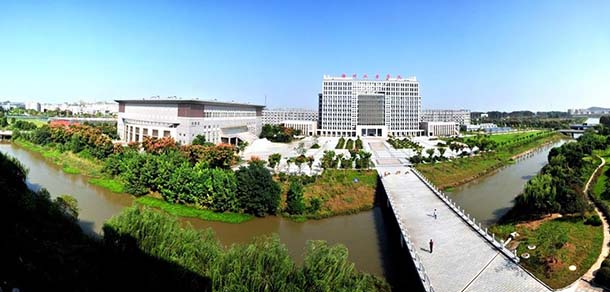 徐州工业职业技术学院 - 最美院校