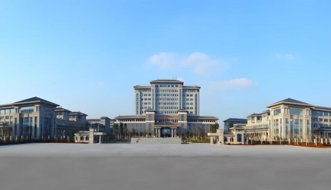 镇江市东方技工学校