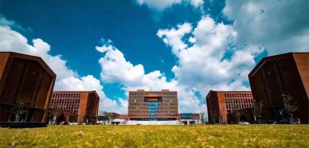 宁波大学科学技术学院 - 最美大学