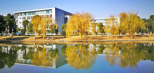 安庆职业技术学院 - 最美院校