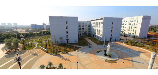 抚州医药学院 - 最美大学