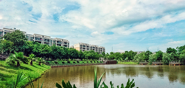 江西环境工程职业学院 - 最美大学