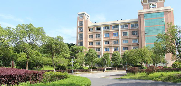江西新能源科技职业学院 - 最美大学