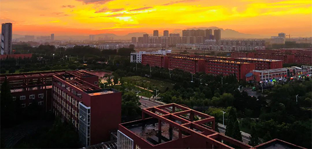 曲阜师范大学 - 最美大学