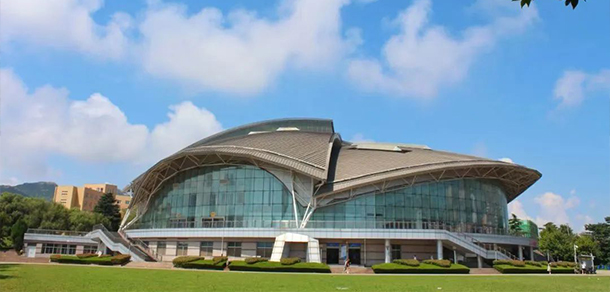 青岛大学 - 最美大学