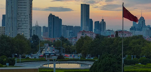 青岛大学 - 最美大学