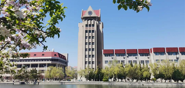 烟台大学 - 最美大学