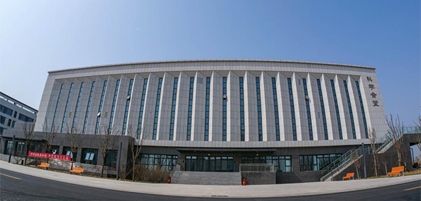 聊城大学东昌学院 - 最美大学