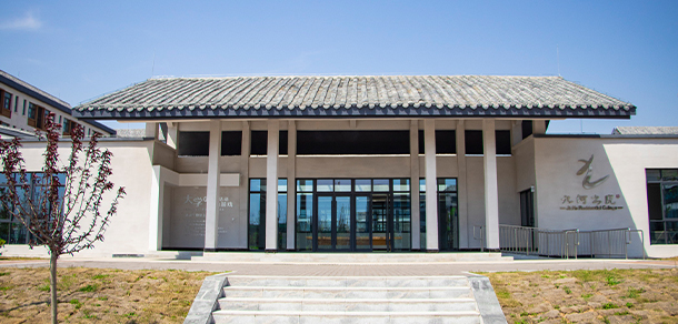 泰山科技学院 - 最美大学