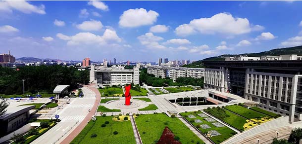 济南大学 - 最美院校