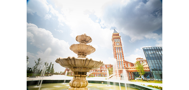 青岛航空科技职业学院 - 最美大学
