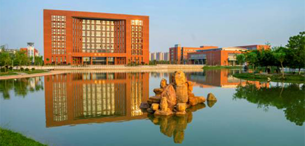 郑州航空工业管理学院 - 最美大学