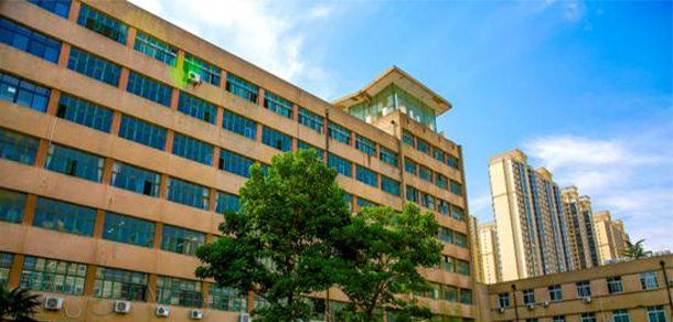 郑州航空工业管理学院 - 最美大学