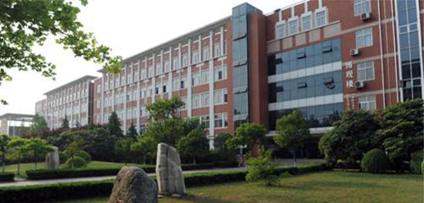 郑州工程技术学院 - 最美大学