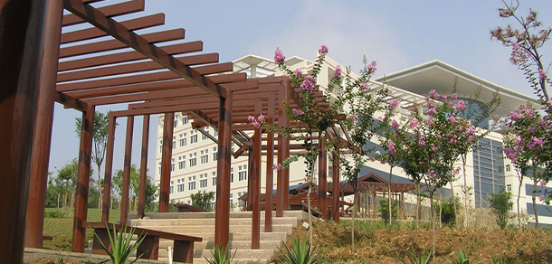 河南城建学院 - 最美大学