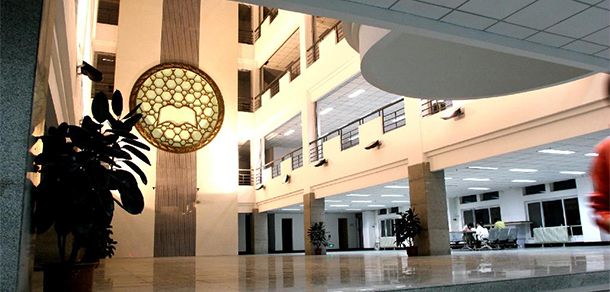 河南城建学院 - 最美大学