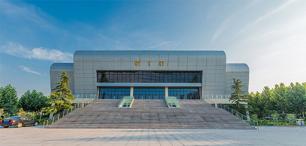 郑州经贸学院 - 最美大学