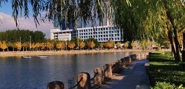 郑州经贸学院 - 最美大学