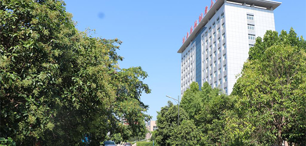 河南科技职业大学 - 最美大学