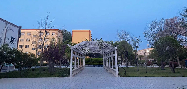 郑州电力职业技术学院 - 最美大学