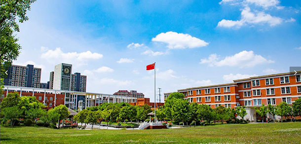 郑州城市职业学院 - 最美院校