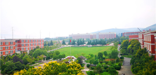 郑州城市职业学院 - 最美大学