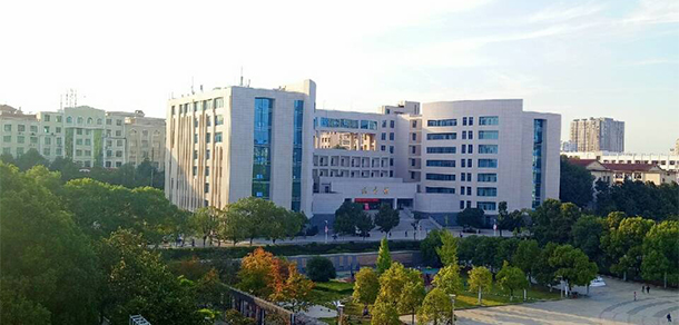 湖南人文科技学院 - 最美院校