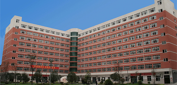 湖北汽车工业学院 - 最美大学