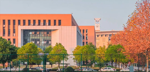武汉科技大学