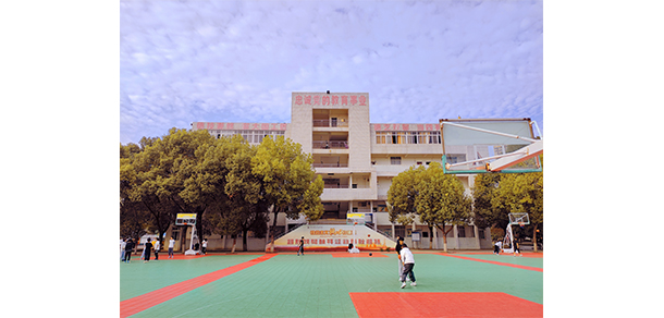 荆州理工职业学院 - 最美大学