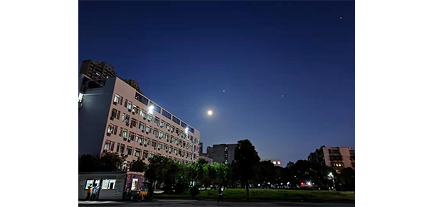 荆州理工职业学院 - 最美大学