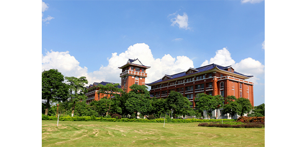 南方医科大学 - 最美大学