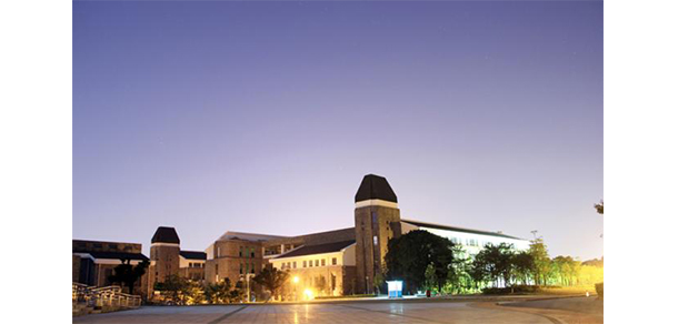 广东东软学院 - 最美大学