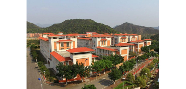 广州南方学院 - 最美大学