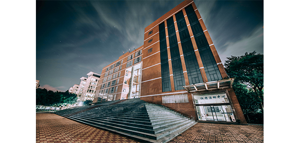 广东科技学院 - 最美大学