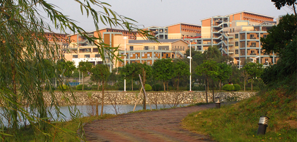 广东轻工职业技术学院 - 最美大学