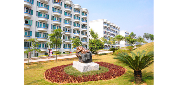 广州华立科技职业学院 - 最美大学