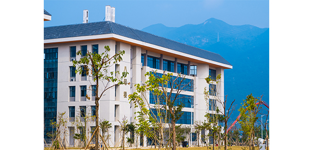 广东科贸职业学院 - 最美大学