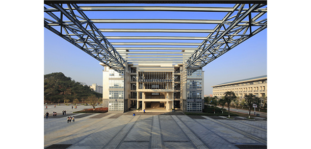 广东青年职业学院 - 最美大学