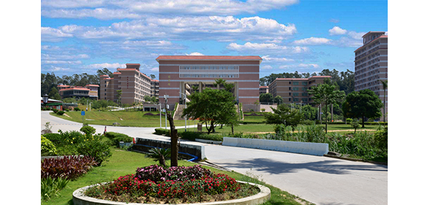 广州东华职业学院 - 最美大学