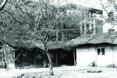 借用北京师范大学校园办学 