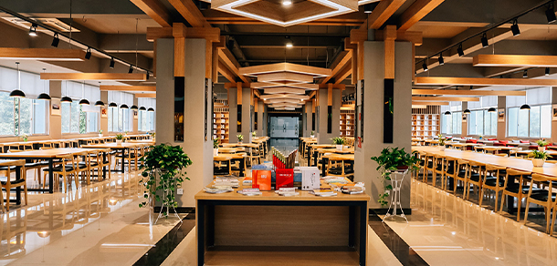 桂林学院 - 最美大学