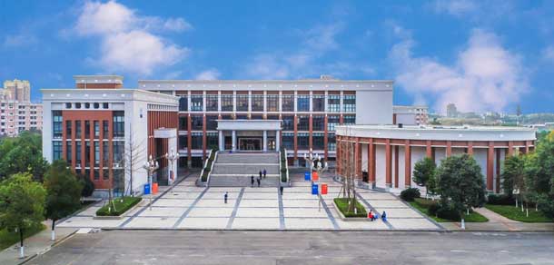 成都航空职业技术大学