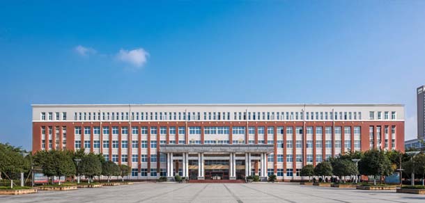 成都航空职业技术大学