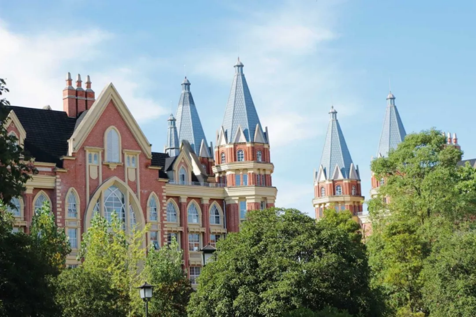 贵州黔南经济学院