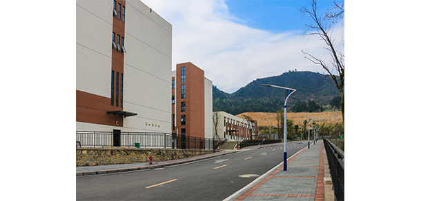 贵州经贸职业技术学院 - 最美大学