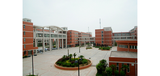 西安医学院 - 最美大学