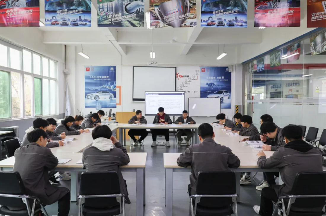 中考生，不必“挤”高考，读五年一贯制专科，让你直通本科！